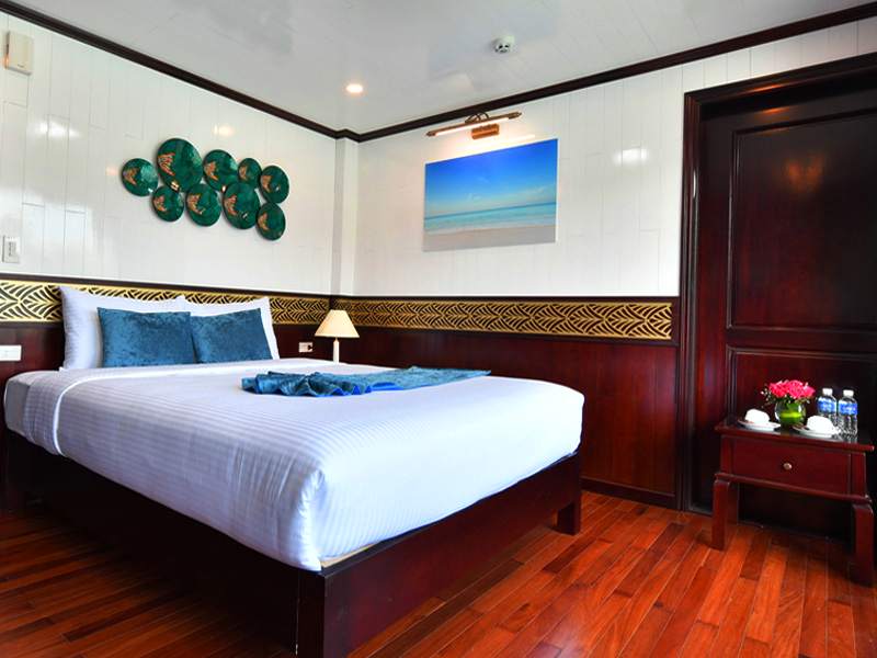 Deluxe Single Cabin - 1 Pax/ Cabin (Location: 1st Deck - Private Balcony)