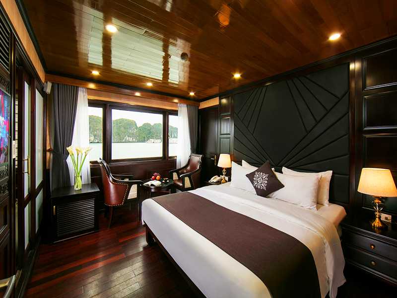 Imperial Suite - 2 Pax/ Cabin (Location: 2nd Deck - Jacuzzi in suite)